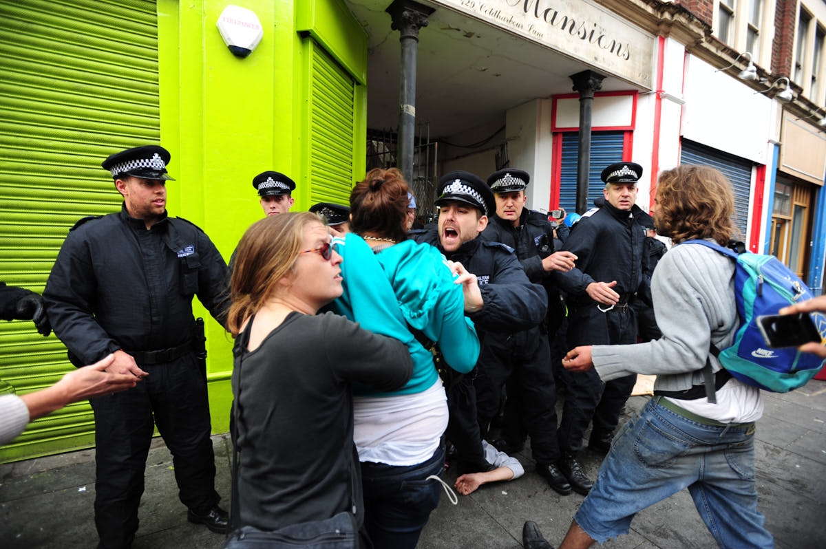UK: Police Evict Clifton Mansions Community Squat in Brixton